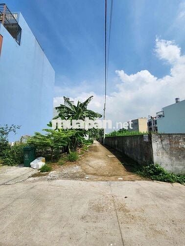 ĐẤT SỔ RIÊNG HẺM XE HƠI GẦN KDC HỒNG LONG