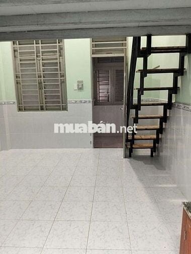 Nhà trọ lớn 4 x 6 có phòng kính gắng máy lạnh