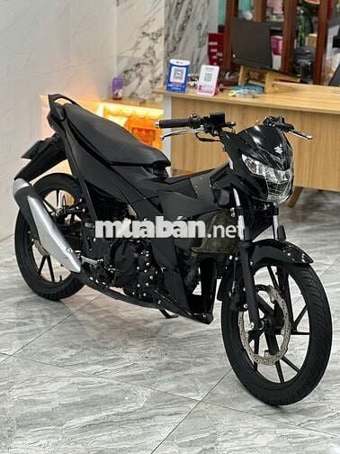Xe máy Raider Fi 2020 màu đen côn tay