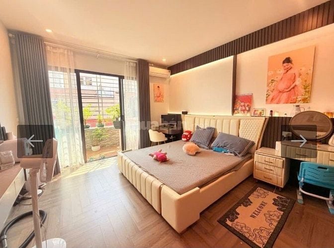 CHÍNH CHỦ BÁN NHÀ CẦU GIẤY, SÁT PHỐ, Ô TÔ 7 CHỖ QUA NHÀ 54m, 19,8 TỶ