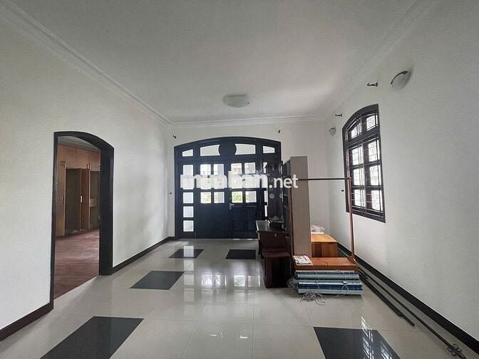 ✨ Biệt Thự HXH CMT8 Tân Bình – 20x21m Hầm Trệt Lầu, Khu Sang Trọng ✨
