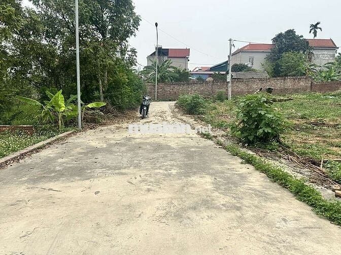 💥💥💥 LÔ GÓC – NỞ HẬU – Ô TÔ ĐỖ CỬA – ĐẤT THỔ CƯ – 1.4 TỶ💥💥💥