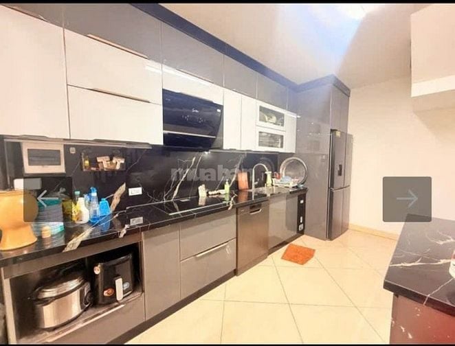 CHÍNH CHỦ BÁN NHÀ CẦU GIẤY, SÁT PHỐ, Ô TÔ 7 CHỖ QUA NHÀ 54m, 19,8 TỶ