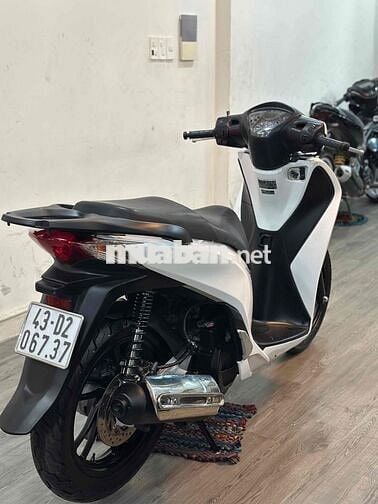 Sh 125 trắng đen siêu đẹp máy rin nợ xấu đưa 12tr