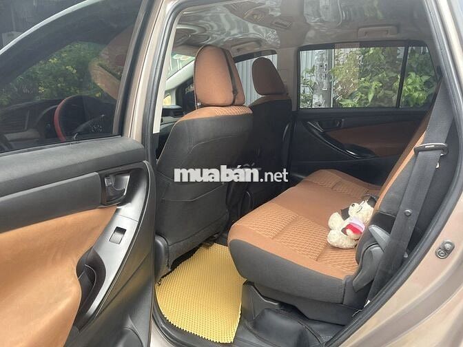 Bán INNOVA 2019 E xe Zin đẹp gia đình đi: 403tr