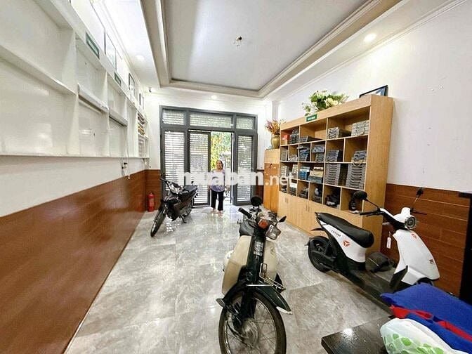 Chính chủ cho thuê nhà khu Vip Tân Sơn Nhì 2 lầu ST Nhà mới 4PN 4WC