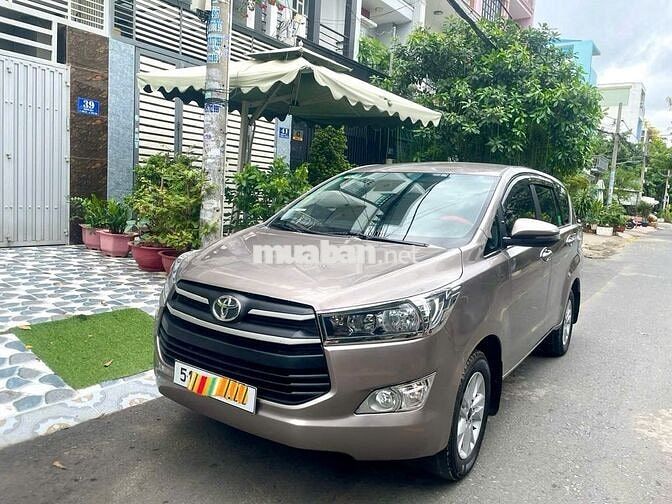 Bán INNOVA 2019 E xe Zin đẹp gia đình đi: 403tr