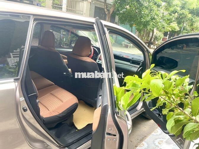 Bán INNOVA 2019 E xe Zin đẹp gia đình đi: 403tr