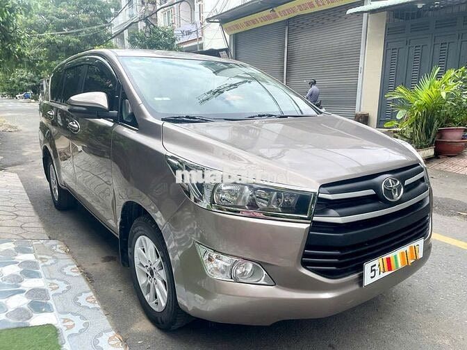 Bán INNOVA 2019 E xe Zin đẹp gia đình đi: 403tr