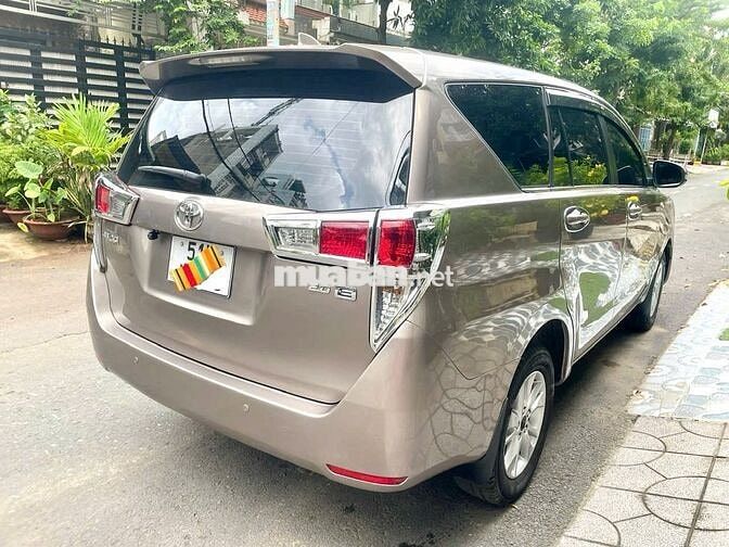 Bán INNOVA 2019 E xe Zin đẹp gia đình đi: 403tr