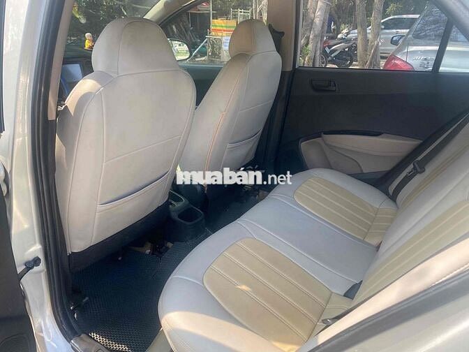 Hyundai Grand i10 2016 Grand 1.2 MT Base - 180000