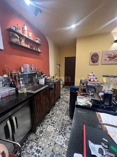 Cho thuê nhà mặt tiền Hà Huy Giáp 