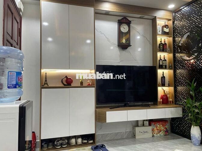 Chính chủ bán CH toà N2C, 59m2, 2N,2WC, giá 5.75 tỷ