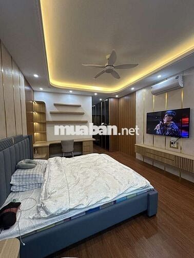 Bán Nhà 7 tầng phố Ngọc Thuỵ,gara ô tô, thang máy,50m2,Giá chỉ 13,9 tỷ