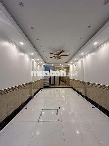 Bán Nhà 7 tầng phố Ngọc Thuỵ,gara ô tô, thang máy,50m2,Giá chỉ 13,9 tỷ