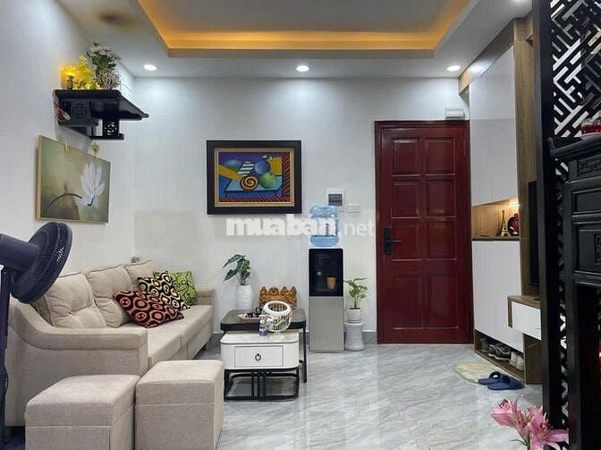 Chính chủ bán CH toà N2C, 59m2, 2N,2WC, giá 5.75 tỷ