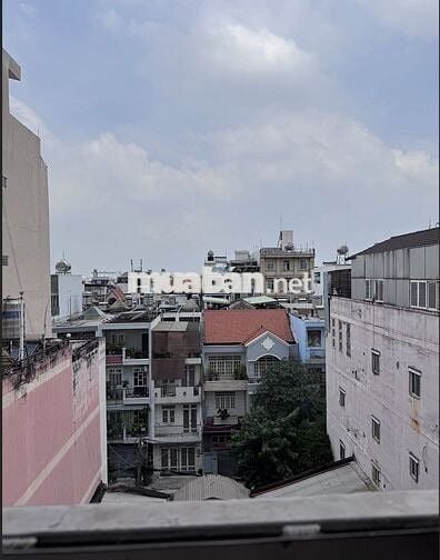 Nhượng lại phòng trọ dịch vụ tiện nghi quận Tân Bình Etown
