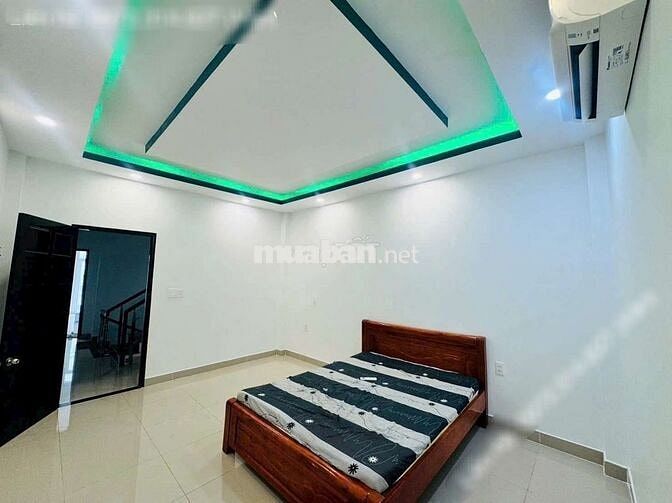 Mặt tiền full nội thất  ĐS p5 GV. Thích hợp làm VPCT, shop Kdol