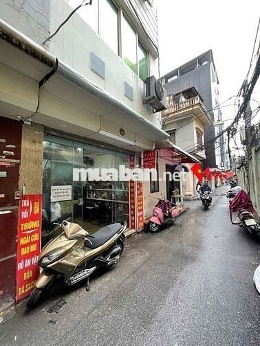 BÁN NHÀ MẶT TIỀN KINH DOANH Ở KHƯƠNG TRUNG 7PN MT 3.4M2 BÁN NHÀ MẶT TIỀN KINH DOANH Ở KHƯƠNG TRUNG 7PN MT 3.4M2