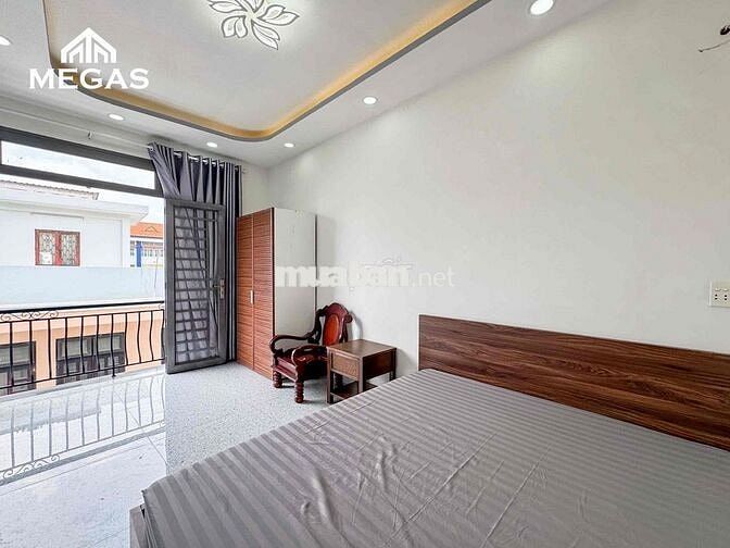 Studio Ban Công Full Nội Thất Siêu Thoáng Ngay Chùa Thiên Long