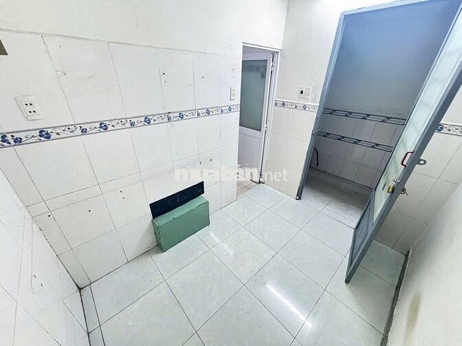Phòng giá rẻ ở 1 người chỉ tính điện nước ngay Mã Lò