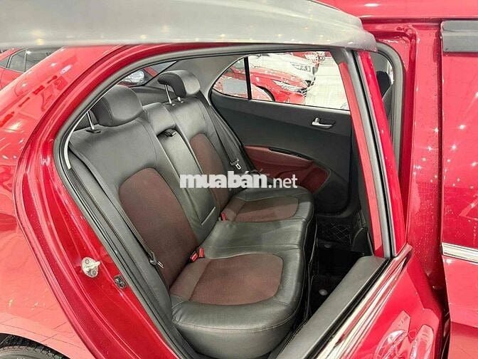 Hyundai Grand i10 2017 Sedan 1.2 AT xe gia đình