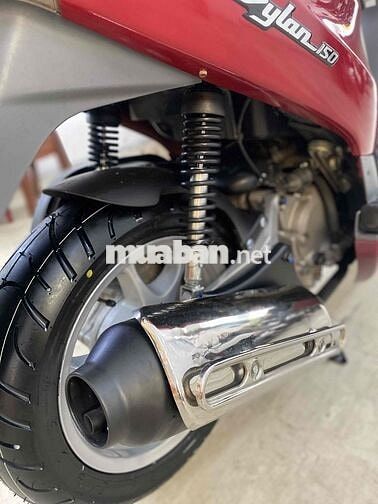 Dylan đỏ tứ quí 4 xe quá đẹp