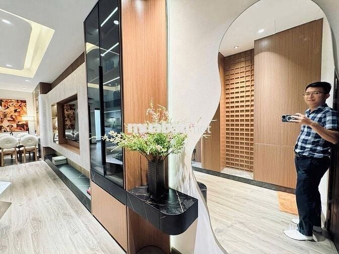 Bán Căn góc toà HH1 Dương Đình Nghệ, 97m2, 3N,2WC, gía 8.7 tỷ