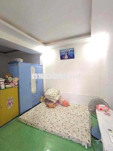 Nhà góc 1 MT, 44m2(4x11m), 2 tầng BT, 2PN, HC, HXH, thoáng sáng!