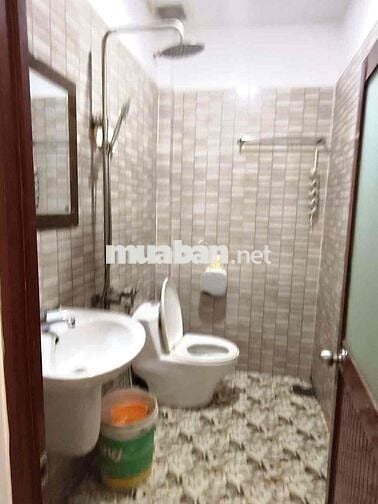 Nhà góc 1 MT, 44m2(4x11m), 2 tầng BT, 2PN, HC, HXH, thoáng sáng!