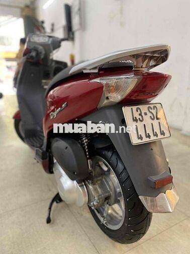 Dylan đỏ tứ quí 4 xe quá đẹp