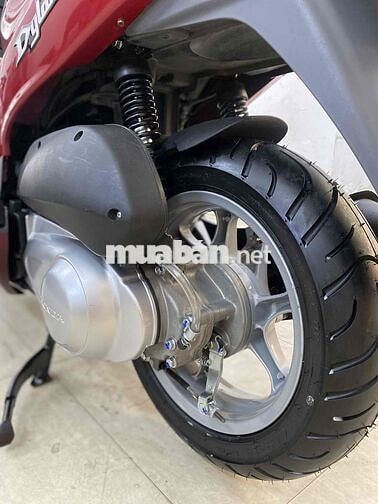 Dylan đỏ tứ quí 4 xe quá đẹp