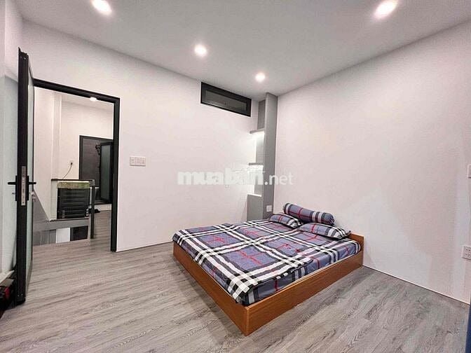 BÁN NHÀ ĐẸP HẺM XE HƠI, 3 TẦNG KIÊNG CỐ, TRUNG TÂM TÂN BÌNH, 5,6 TỶ