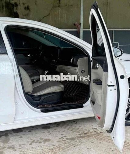 Kia Cerato 2019 1.6 AT Deluxe  xe gia đình