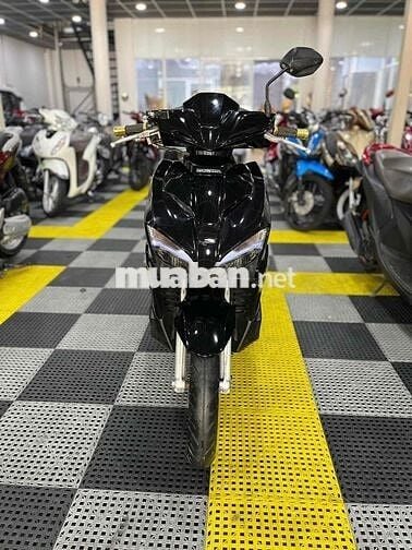Ab đẹp, máy êm thì thầm bao vọt biển SG