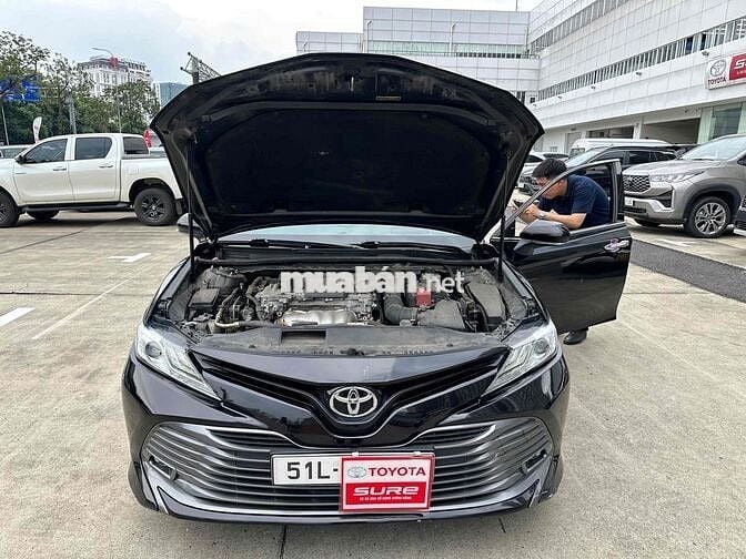 Toyota Camry 2021 2.5Q - HÃNG BH 1 năm giảm sâu
