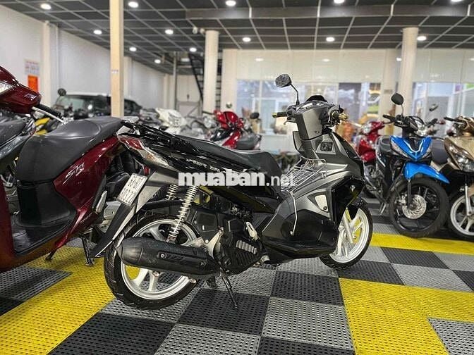Ab đẹp, máy êm thì thầm bao vọt biển SG