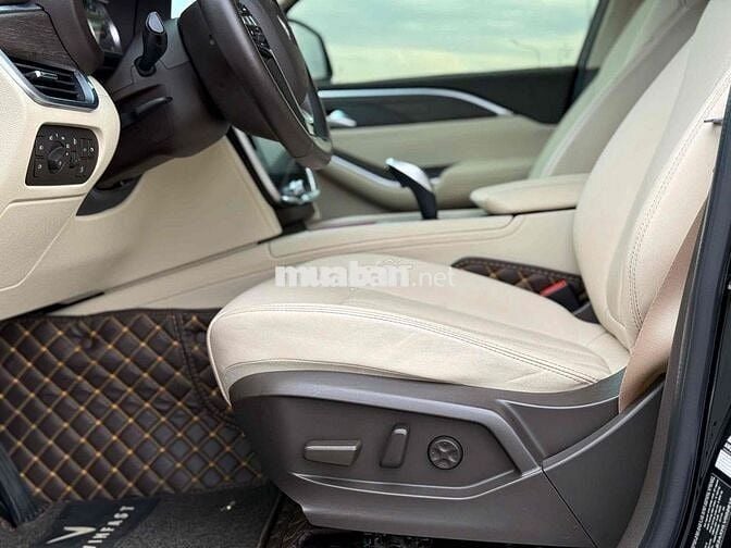 Bán xe VinFast Lux SA2.0 Premium 2020 – Đẹp như mớ