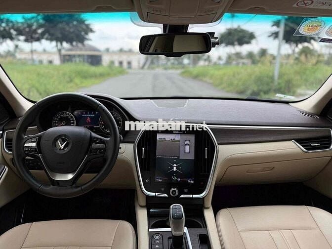 Bán xe VinFast Lux SA2.0 Premium 2020 – Đẹp như mớ
