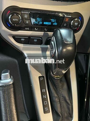 Ford Focus 2014 S 2.0 AT - 71000 km