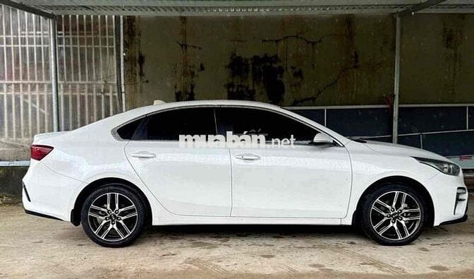 Kia Cerato 2019 1.6 AT Deluxe  xe gia đình