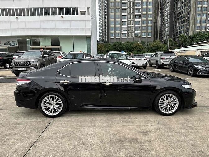 Toyota Camry 2021 2.5Q - HÃNG BH 1 năm giảm sâu
