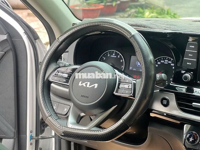 Kia Seltos Luxury 1.4 AT 2023 - 25999 km