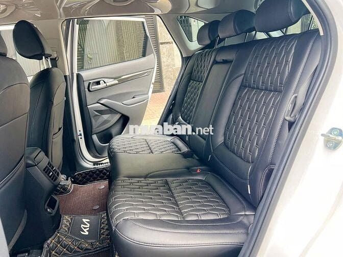 Kia Seltos Luxury 1.4 AT 2023 - 25999 km