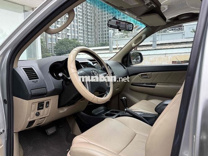 Toyota Fortuner 2014 - Máy Xăng - 1 Cầu - Tại Hãng