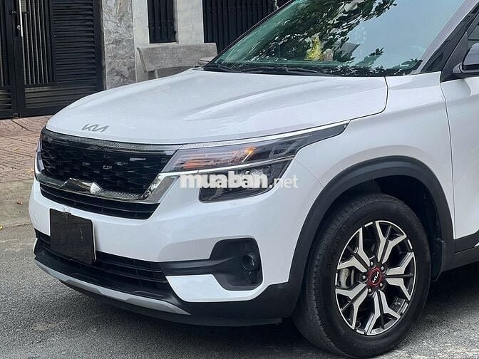 Kia Seltos Luxury 1.4 AT 2023 - 25999 km