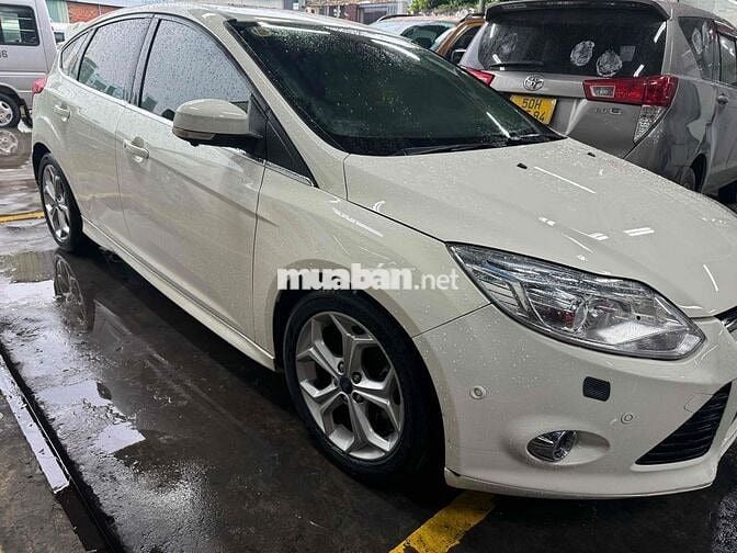 Ford Focus 2014 S 2.0 AT - 71000 km