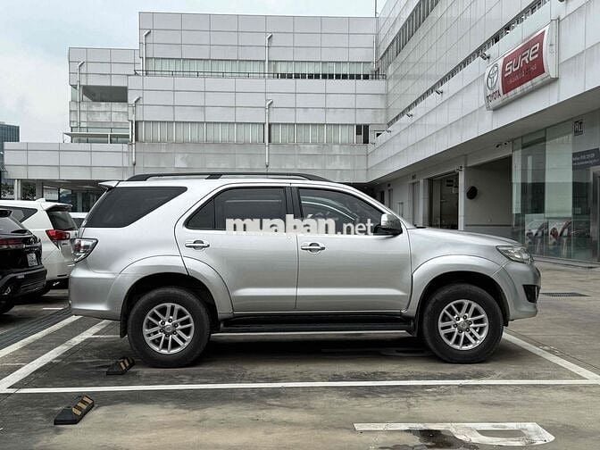Toyota Fortuner 2014 - Máy Xăng - 1 Cầu - Tại Hãng