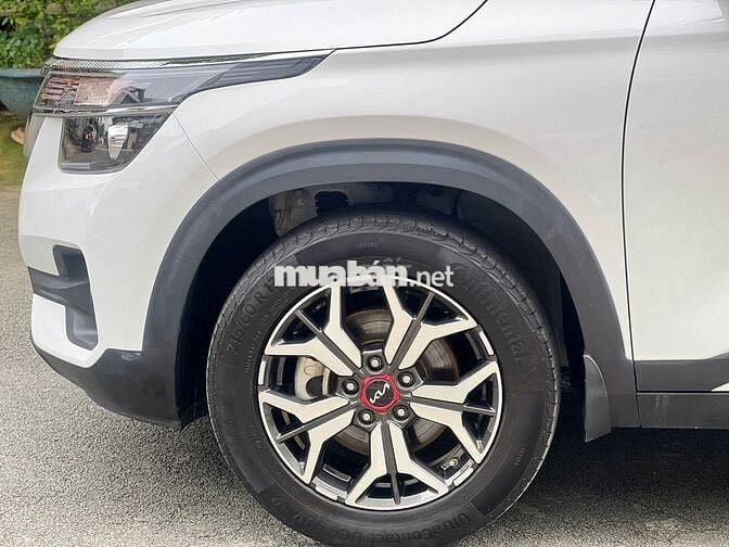 Kia Seltos Luxury 1.4 AT 2023 - 25999 km