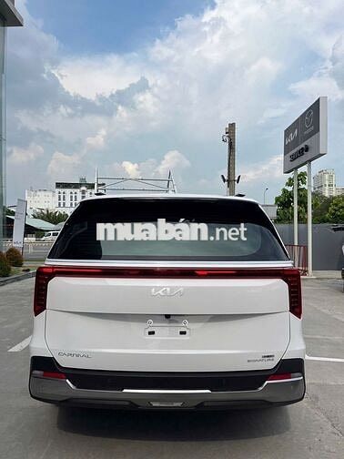 Kia Carnival 2025 Signature 1.6 Turbo HEV 7S